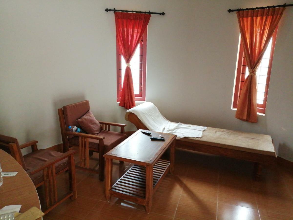 Spice Villas Holiday Udumbanshola Exteriér fotografie